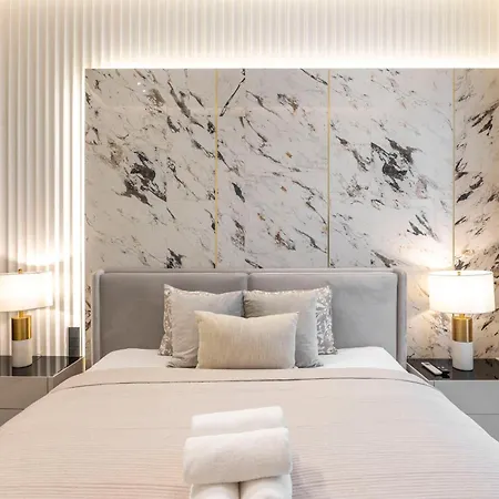 Luxurious High-end Grand Next To The Basilica Apartament Budapeszt