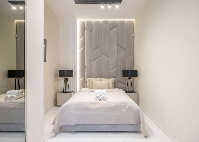 Luxurious High-end Grand Next To The Basilica Apartmán